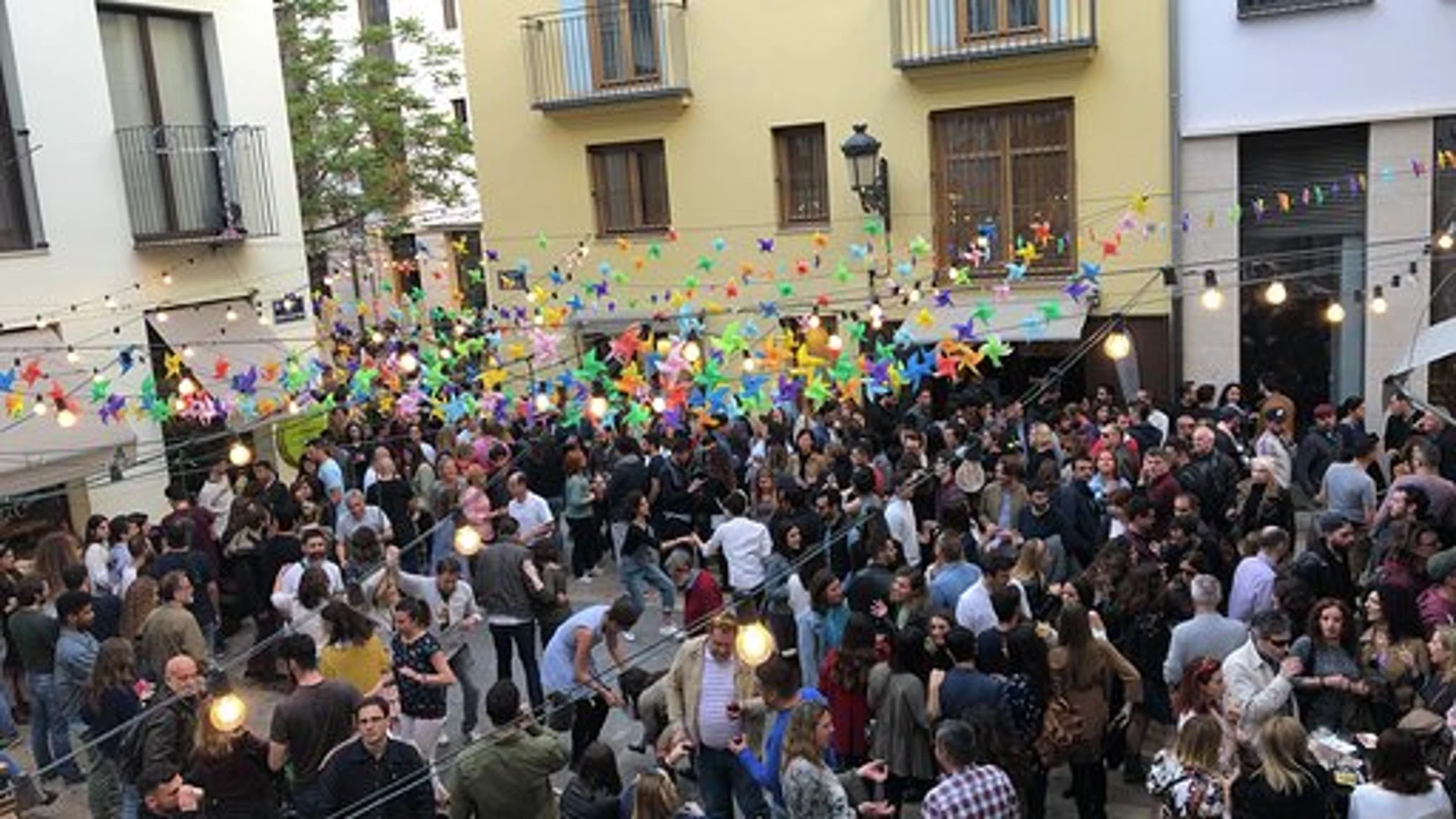 El restaurante “Cloachella: Clòtxinas, Música y Paella” se suma a la programación de la Feria de Julio