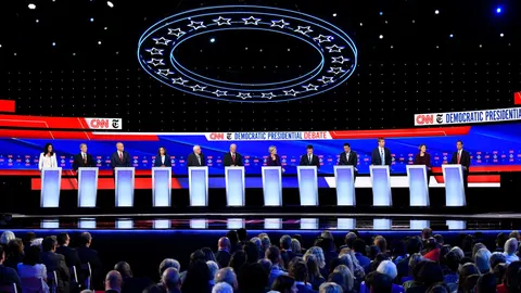 Debate de los candidatos demócratas que se presentan a las primarias del partido