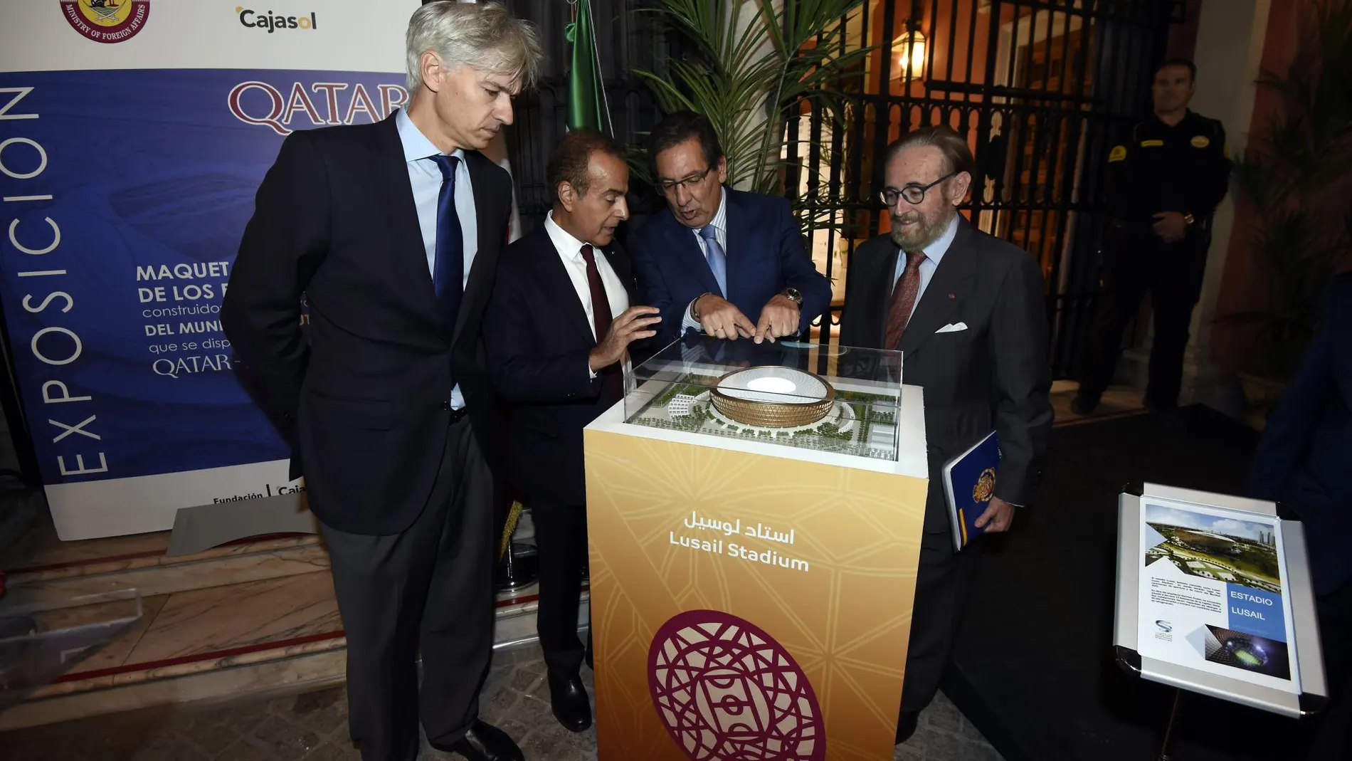 La Fundación Cajasol acoge una exposición sobre los estadios del Mundial de Qatar