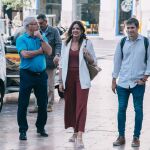 El alcalde de Valencia en funciones, Joan Ribó, con la candidata socialista al Ayuntamiento, Sandra Gómez, al inicio de las negociaciones