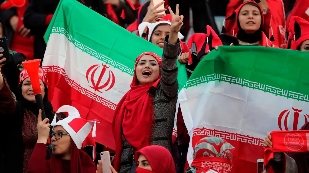 Una iraní arbitrará por primera vez un partido de fútbol masculino
