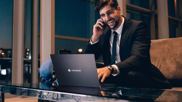 El tercer modelo que llega bajo la marca Dynabook es un portátil de 15 pulgadas con pantalla LCD IGZO y una potente batería que dura hasta 17 horas.