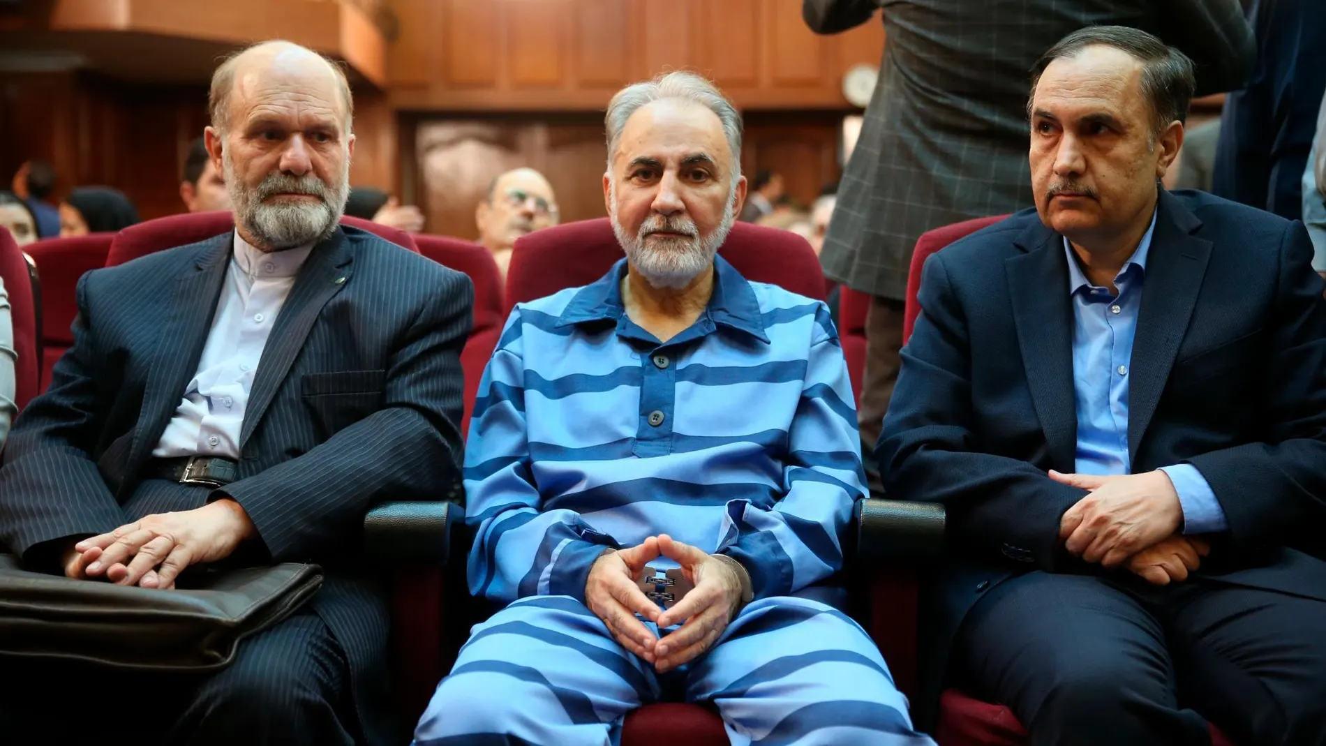El ex alcalde de Teherán, Mohammad Ali Najafi, durante su juicio en una corte de Teherán/ EFE