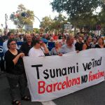 Más de 500 personas se manifiestan "por el civismo y la seguridad"en Barcelona