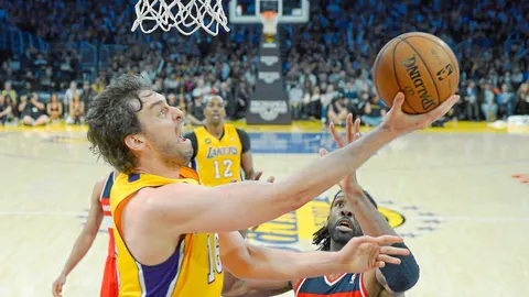 La mejor etapa del jugador en la NBA ha sido en Los Ángeles Lakers. Aquí, en un partido contra los Washington Wizards