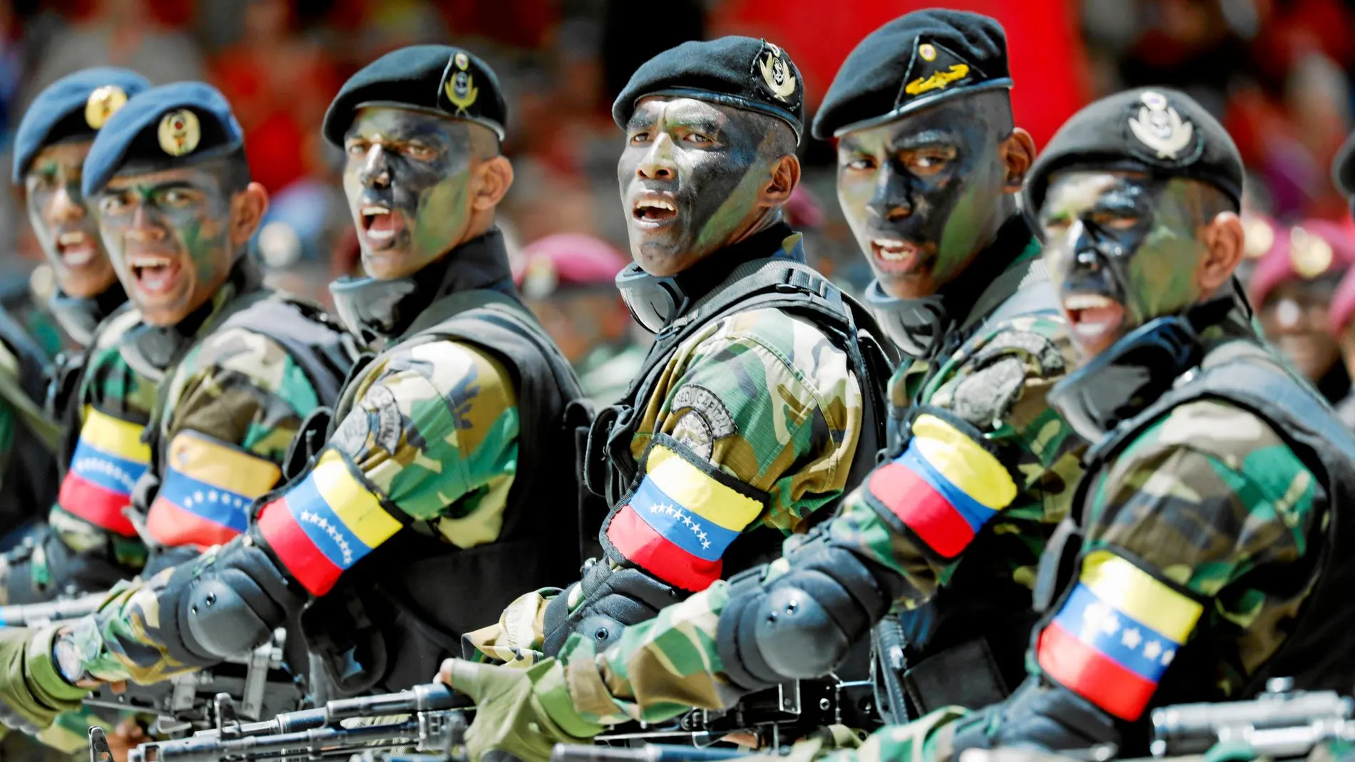 Soldados durante la parada celebrada en Caracas con motivo del Día de la Independencia venezolana