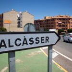 Indicación de acceso a Alcàsser. Foto: Jesús G. Feria