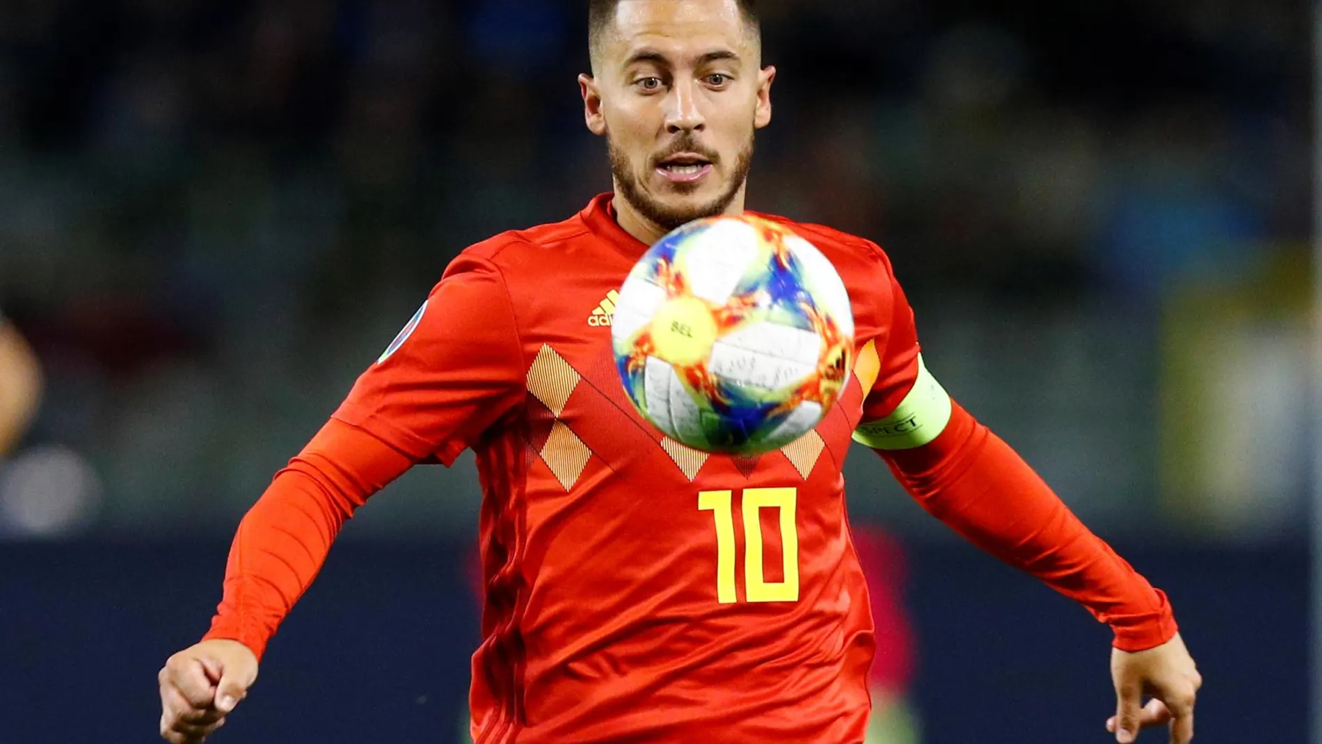 Hazard fue titular ante Azerbayán