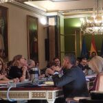 Enfrentamiento entre el alcalde de Oviedo y un concejal “podemita”