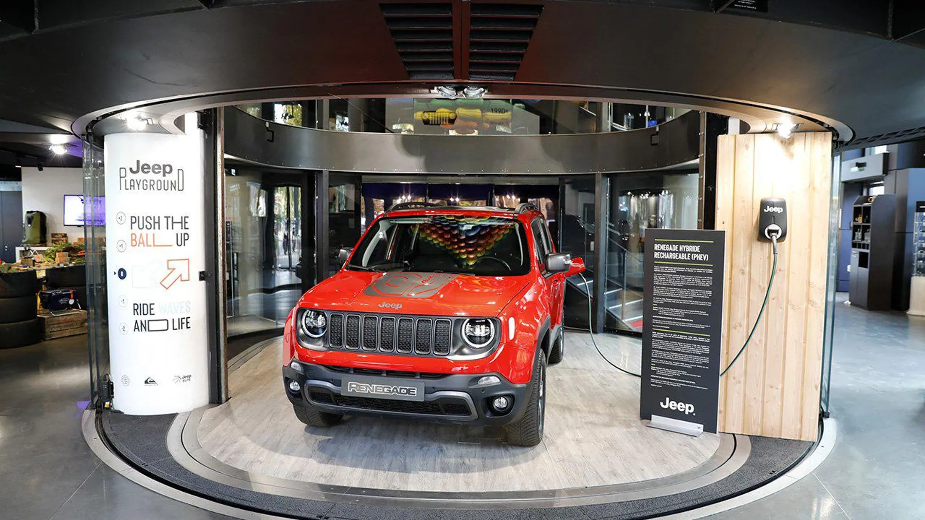 El Jeep Renegade se electrifica