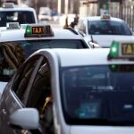 Los taxistas suelen trabajar en las zonas más concurridas de las ciudades