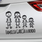 La pegatina para el coche de los miembros de la familia es una de las más populares