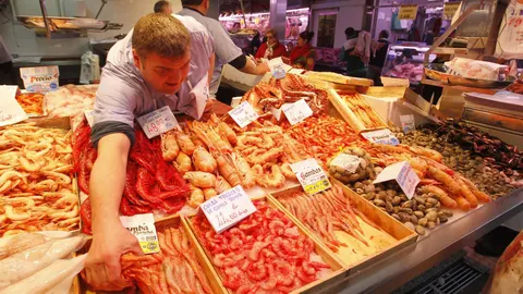 El sector del comercio da ocupación al 25% del total de autónomos en España, según UATAE