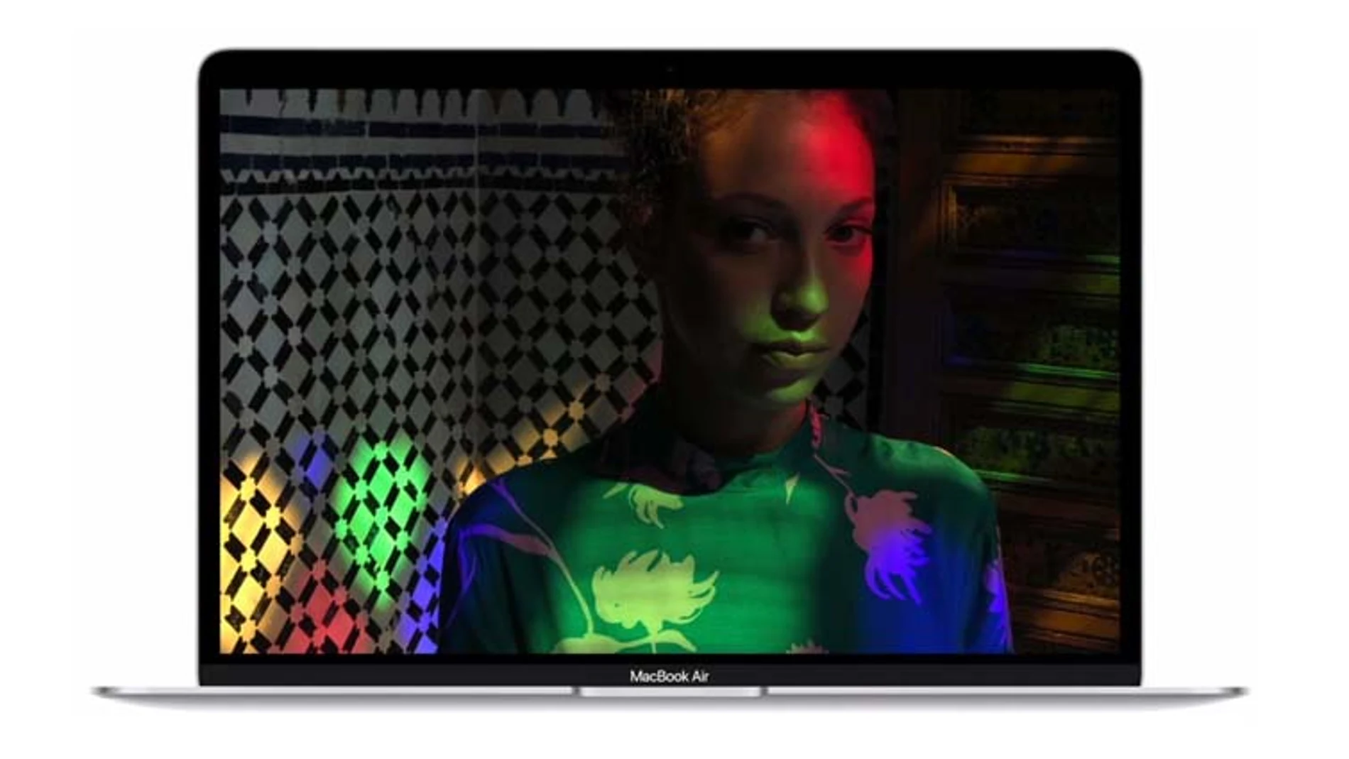 El MacBook Air de 13 pulgadas incorpora la pantalla Retina True Tone.