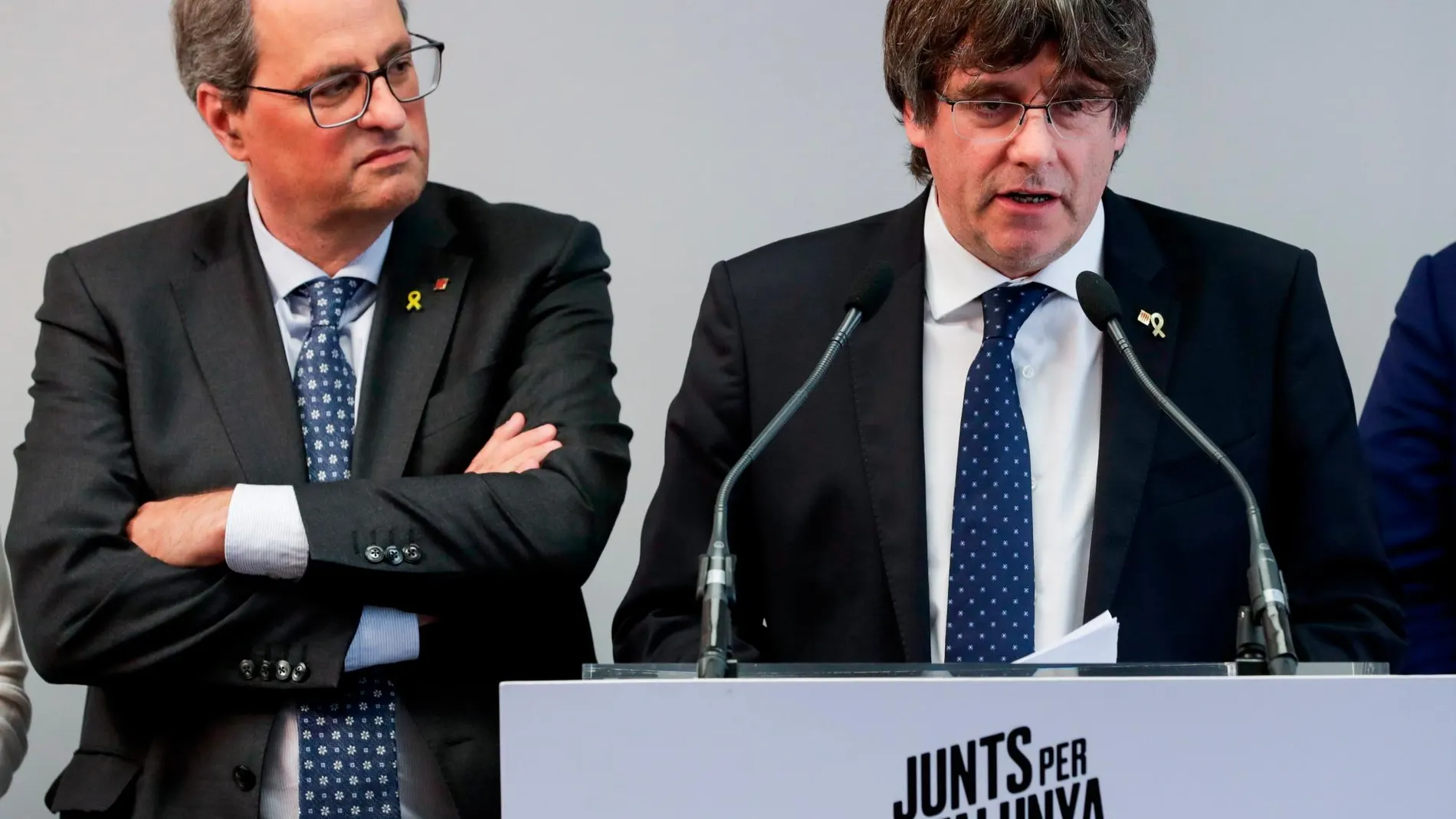 Quim Torra y Carles Puigdemont han presidido la reunión del grupo parlamentario de JxCat en Bruselas
