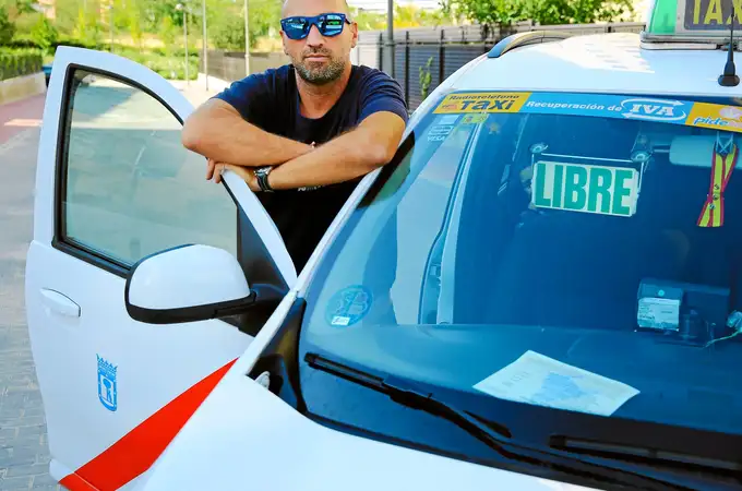 El taxista César, uno de los 50.000 beneficiados por Avalmadrid