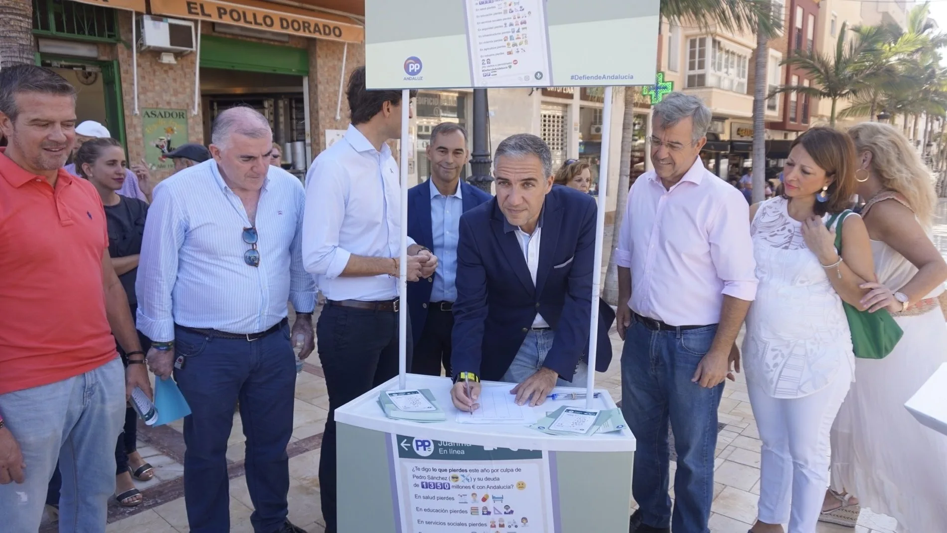 El presidente del PP de Málaga, Elías Bendodo, ayer en un acto del partido / Foto: EP