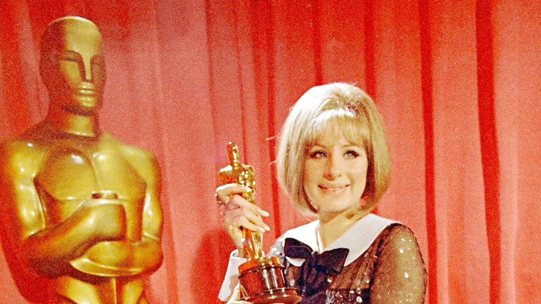 Streisand compartió el Oscar a mejor actriz con Katherine Hepburn