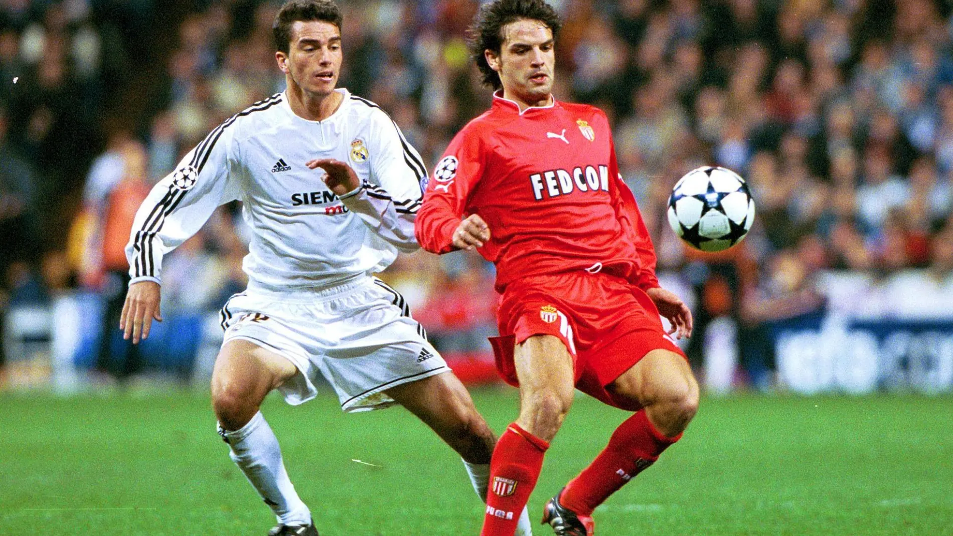 Fernando Morientes, cedido en el Mónaco, en los cuartos de final de 2004 contra el Real Madrid