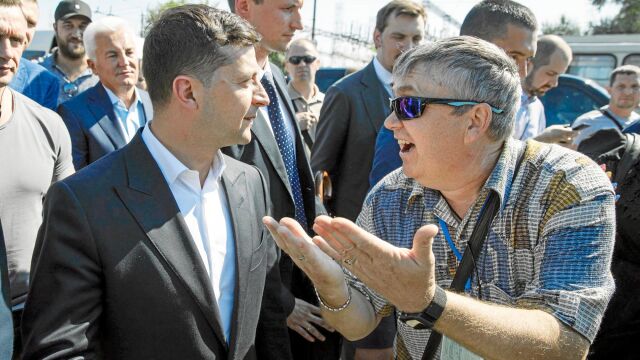 Esta semana, Zelenski viajó a la región de Zaporiyia, en el centro del país, y escuchó a sus vecinos