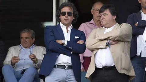 Juanma López, con gafas de sol