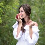 La manzana es un potente saciante y contiene mucha fibra