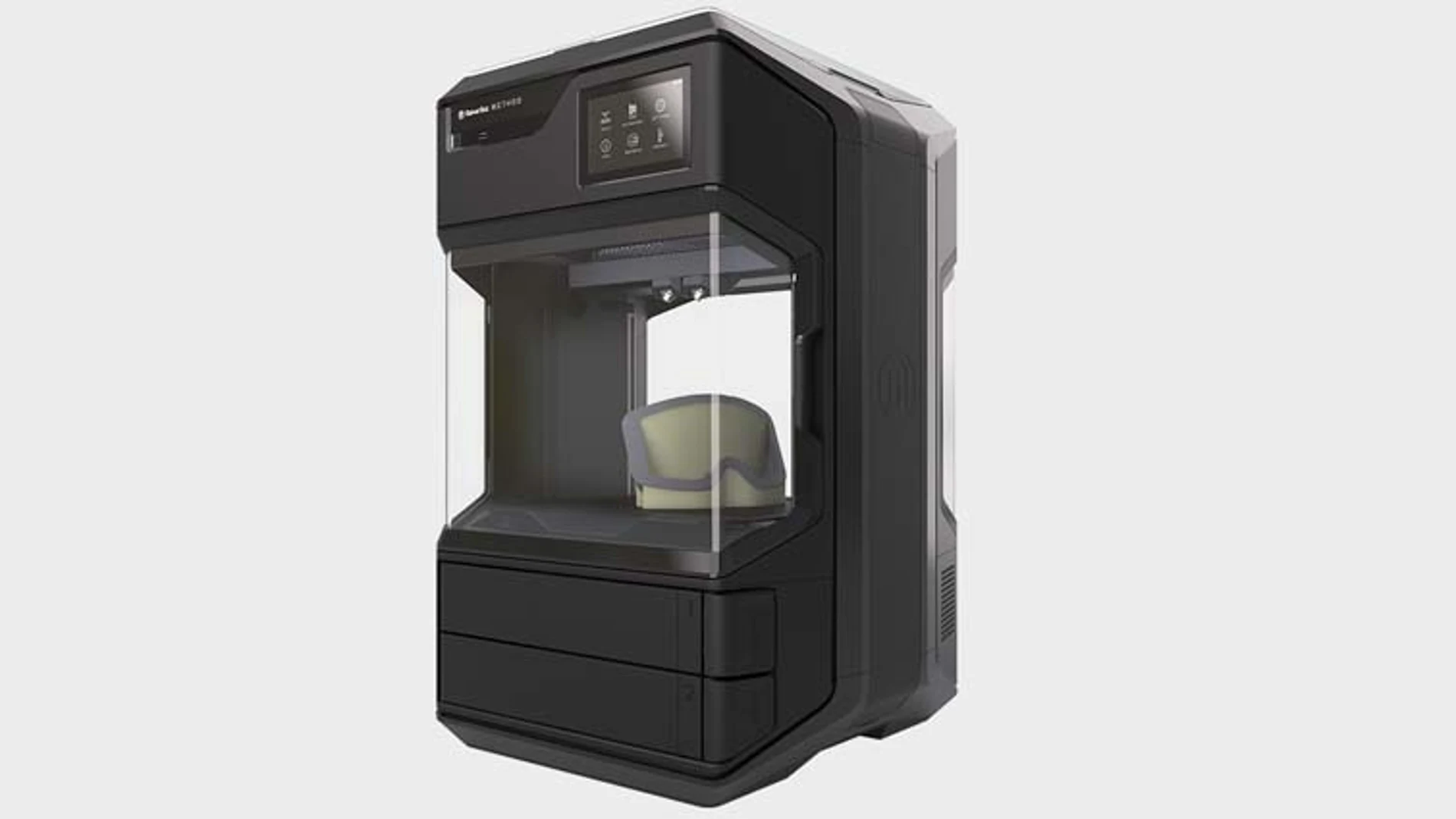 Esta impresora 3D se encuentra a mitad de camino entre los modelos de sobremesa y los industriales.