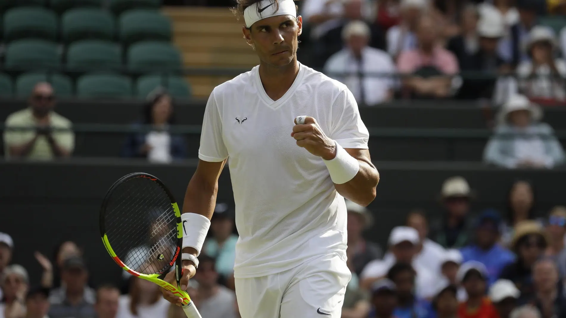 Nadal celebra uno de los puntos ante el japonés Sugita