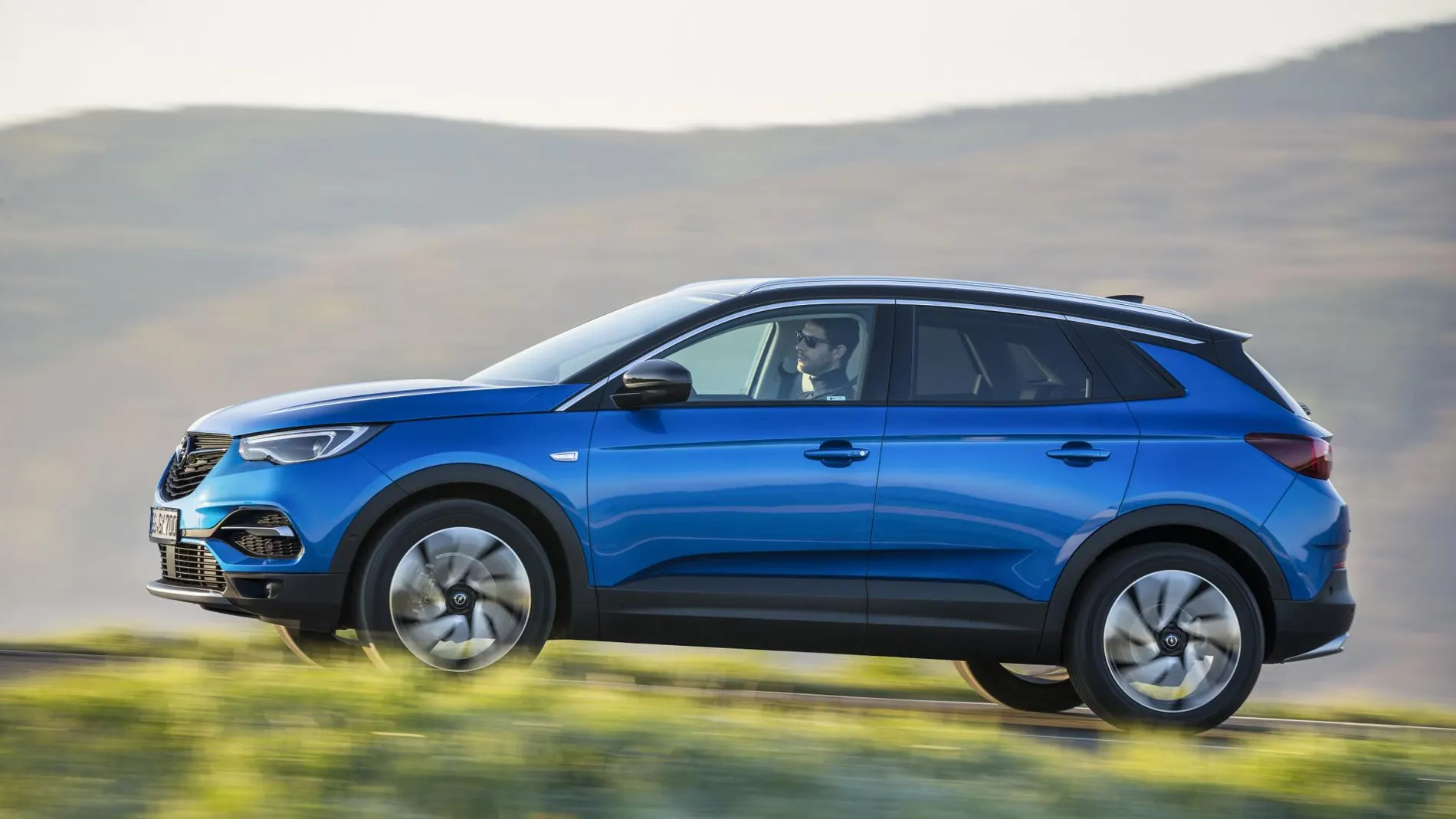Opel convierte el Grandland X en uno de los más eficientes de su categoría