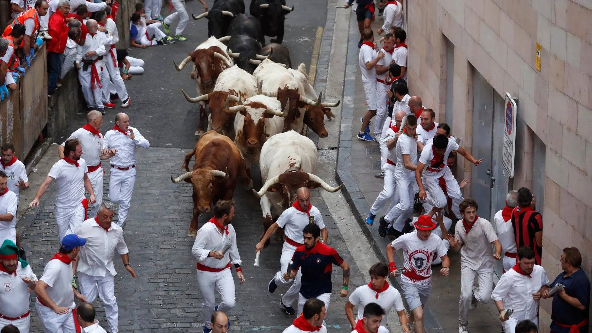 Imagen del primer encierro de San Fermín