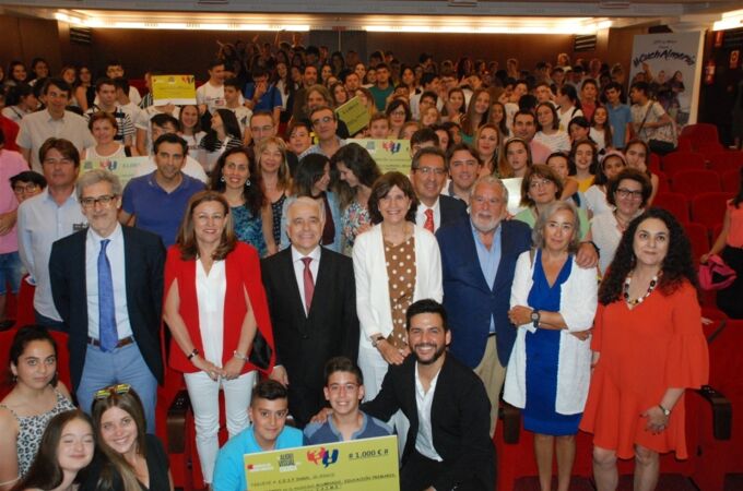 La sede de la Fundación Cajasol en Sevilla acogió el acto de entrega de la quinta edición de los premios ‘El Audiovisual en la Escuela’ / Foto: EP