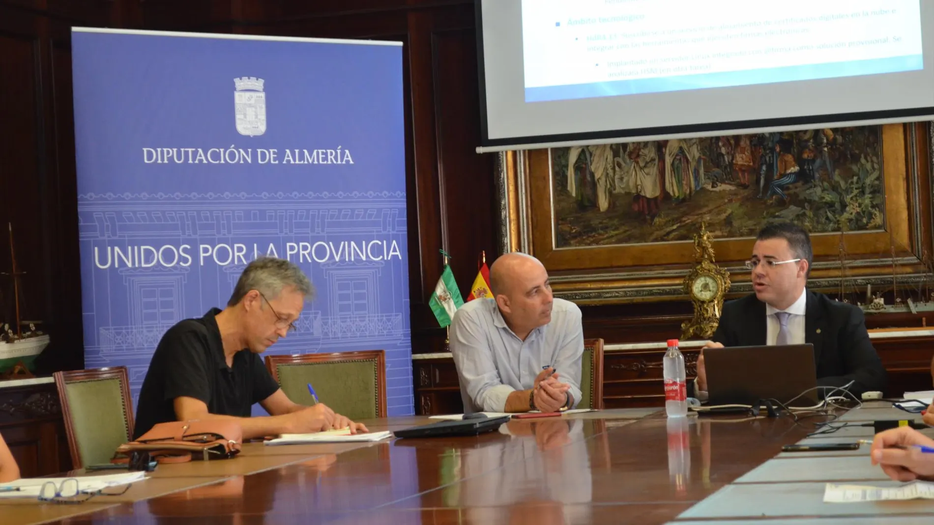 La Diputación de Almería impulsa con un nuevo modelo la transformación digital de la administración / La Razón