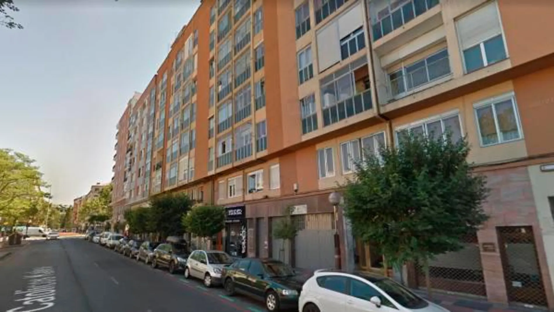 Imagen de la calle Reyes Católicos de Vitoria, donde ha ocurrido el suceso / Google Maps