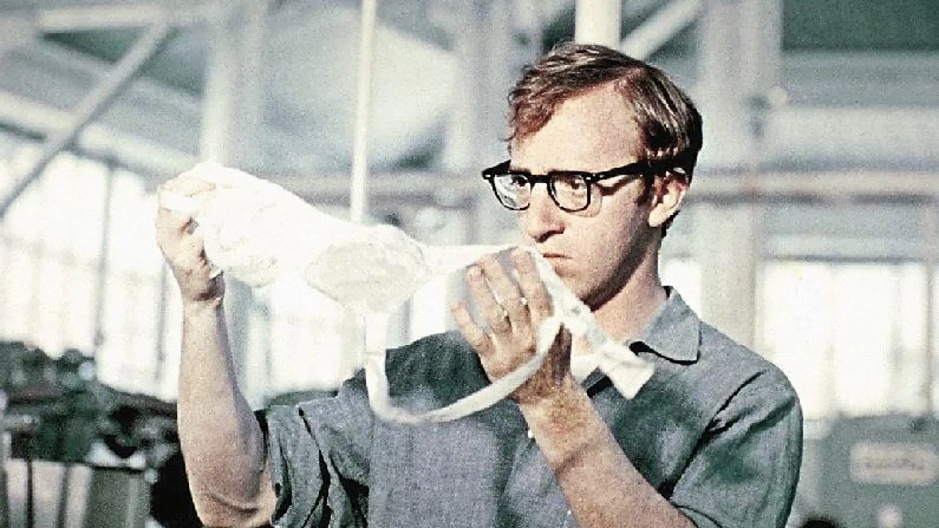 Woody Allen dirigió y protagonizó «Toma el dinero y corre» en 1969