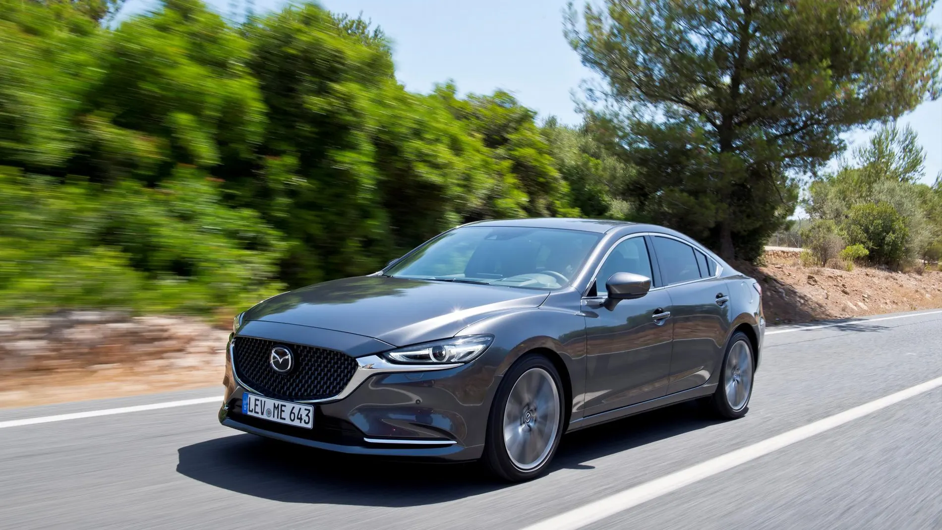 Mazda 6: elegante, avanzado y seguro, muy seguro