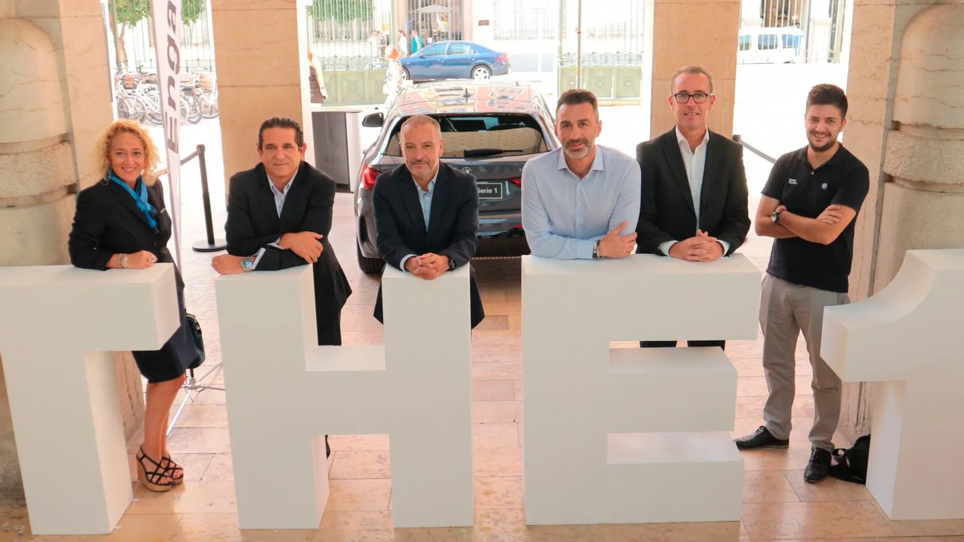 La presentación en sociedad fue muy concurrida