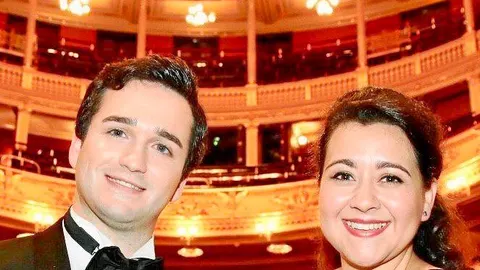 El tenor Xabier Anduaga y la soprano Adriana González