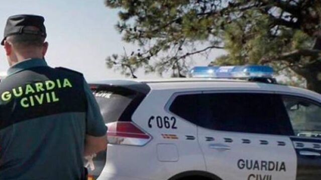 Patrullas de la Guardia Civil durante la búsqueda