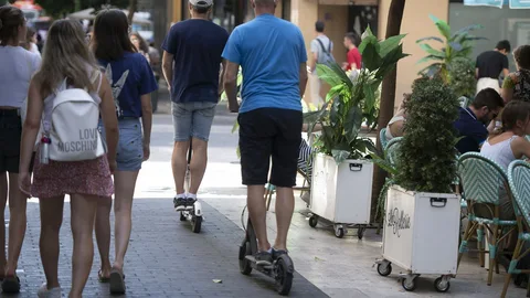 La popularización del patinete como medio de transporte ha obligado al Ayuntamiento de Valencia a especificar su uso en la nueva ordenanza municipal