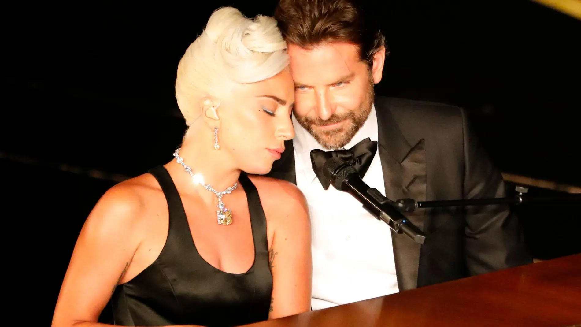 Lady Gaga y Bradley Cooper en una imagen reciente / REUTERS