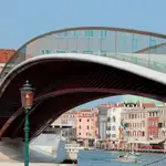 Puente sobre el Gran Canal de Venecia de Calatrava/ EFE