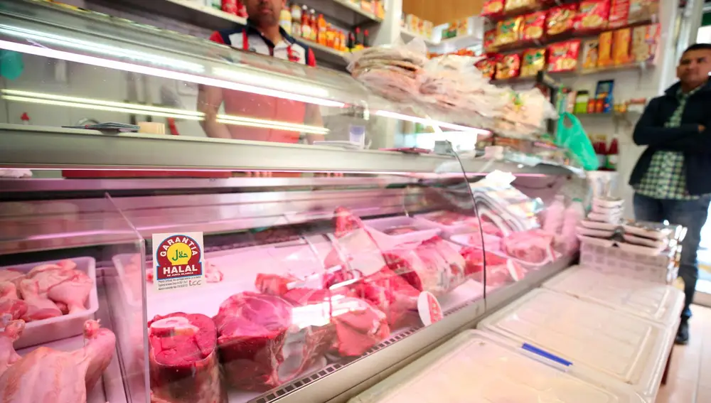 El 37,5% de la carne fresca que se consume en el hogar corresponde a la de pollo | R.M.
