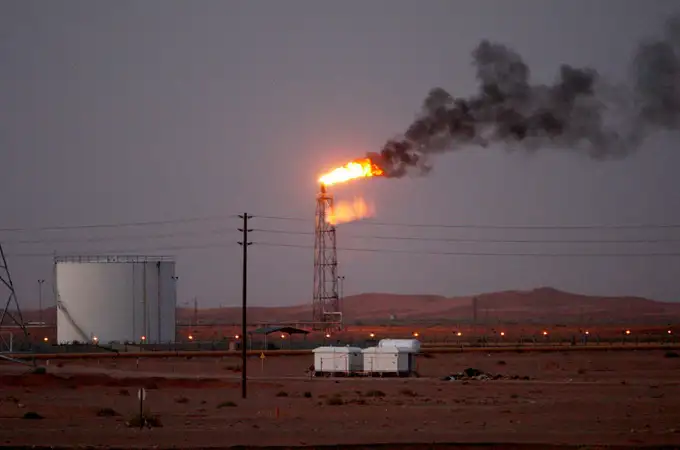 Los hutíes atacan el corazón que bombea el petróleo en Arabia Saudí
