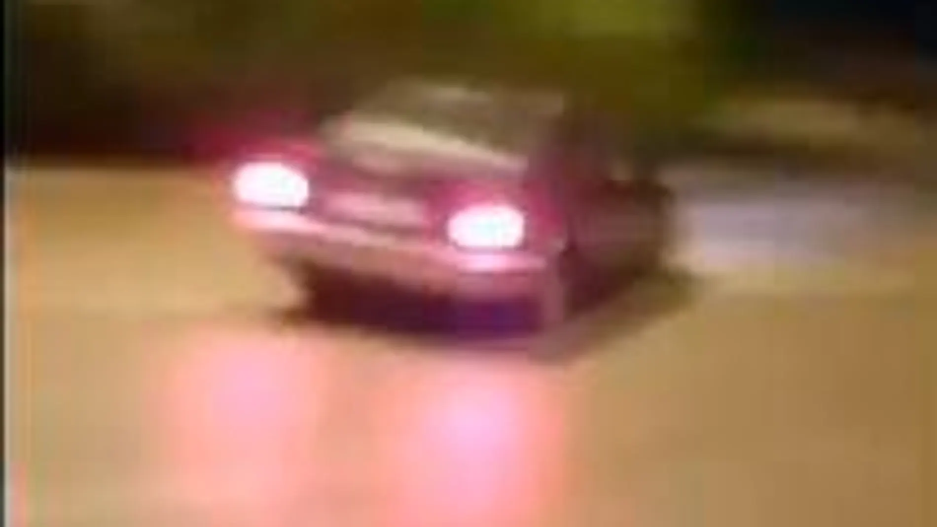 Los agentes solicitaron el apoyo de otras patrullas por la presencia de numerosos coches