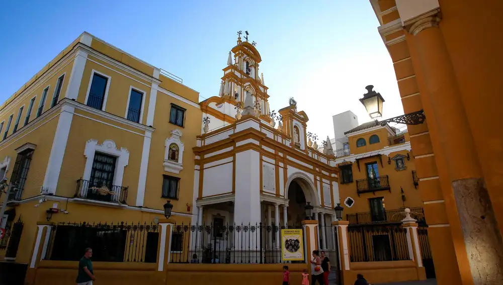 Basílica de la Macarena, en Sevilla, donde está enterrado Queipo de Llano / Manuel Olmedo