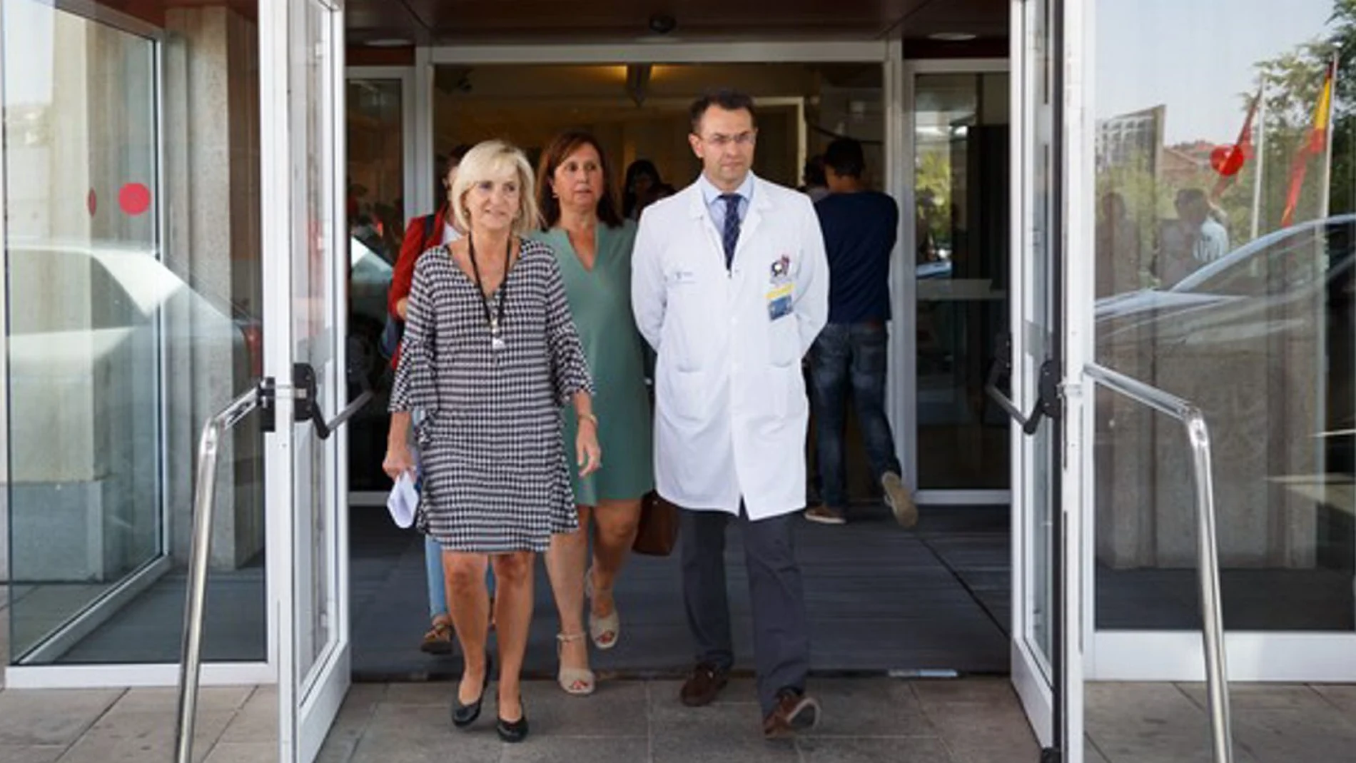 La consejera de Sanidad, Verónica Casado, en una reciente visita a un centro médico de Zamora