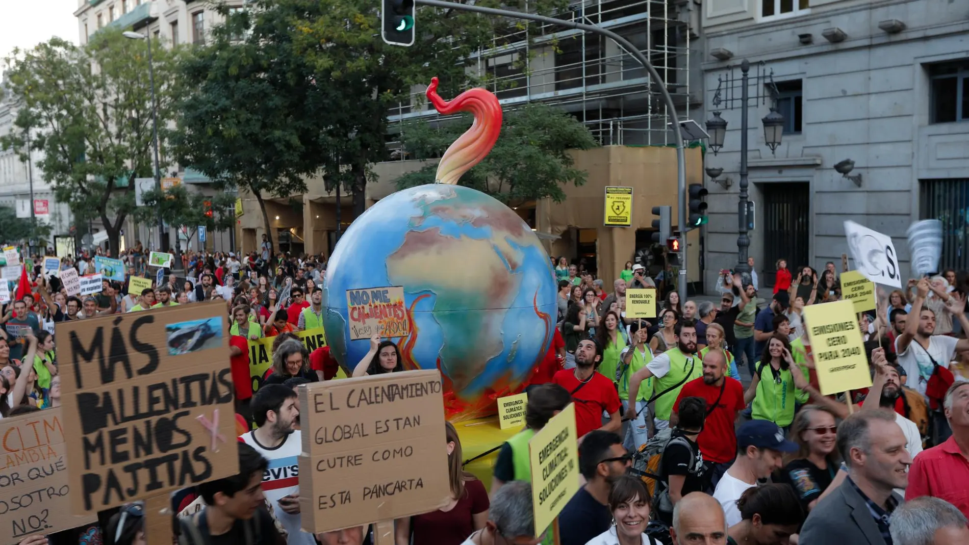 Juventud por el Clima, Alianza por el Clima, Rebelión por el Clima y Alianza por la Emergencia Climática realizaron la convocatoria de huelga en España, que contó con el respaldo de más de 300 organizaciones