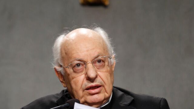 El cardenal brasileño Claudio Hummes, relator general del Sínodo, ayer, en la presentación de la cita