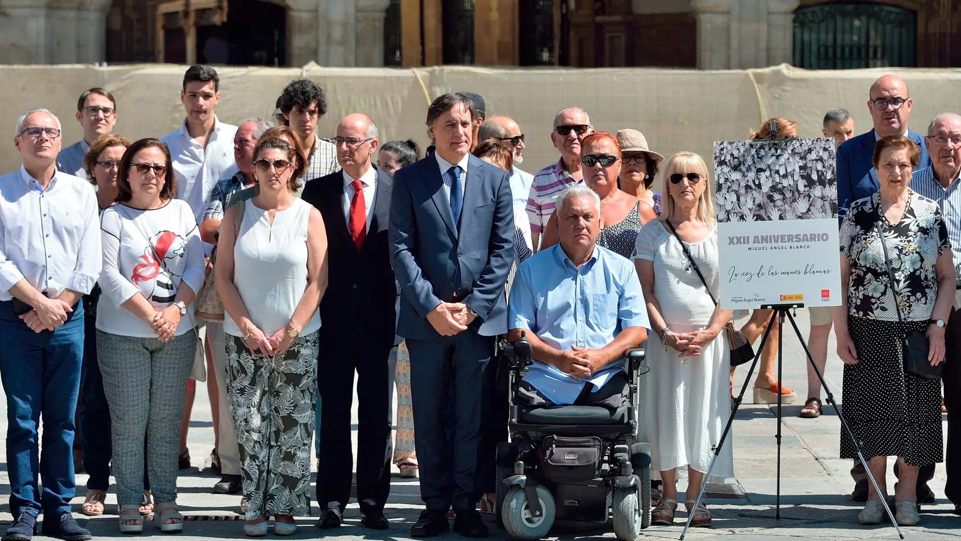 Carlos García Carbayo, Javier Iglesias y Juan José Aliste, entre otros, participan en el homenaje a Miguel Ángel Blanco