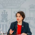 La ministra de Trabajo, Magdalena Valerio, hoy, en su intervención al término del Consejo de Ministros